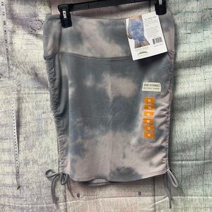 Brand new Woman’s Earth Yoga Gather Skirt. Size M.